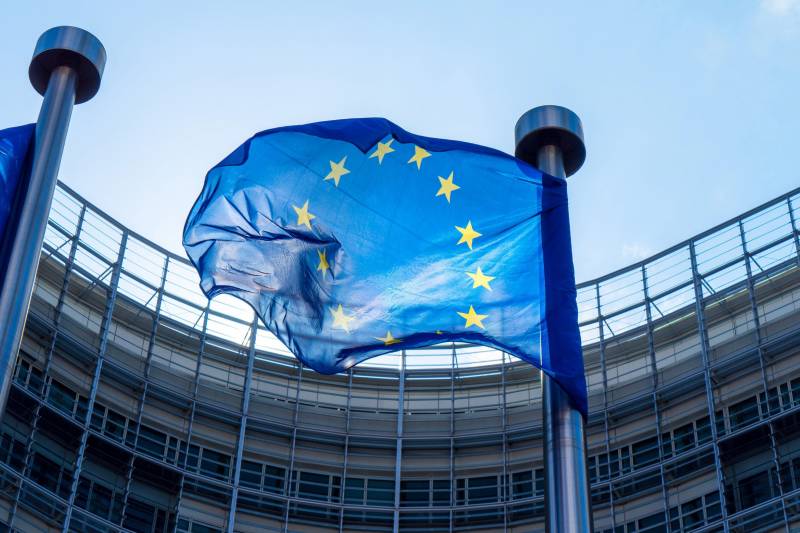 Brussels: laid 