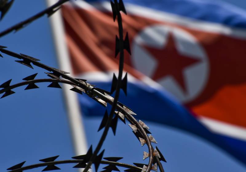 The presidents of South Korea and the United States agreed to strengthen pressure on Pyongyang