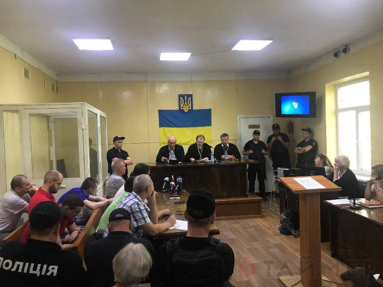 Am Gebitt vun Odessa d ' Hänn vun radikaler erlidden 35 Polizeibeamte