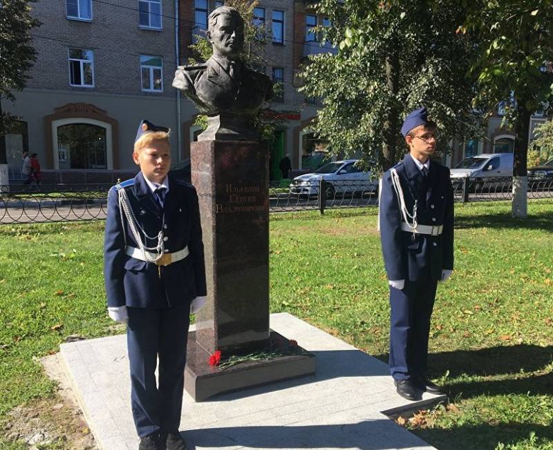 An Schukowski opgemaach Allee Schëpfer vun der Russescher Aviatioun