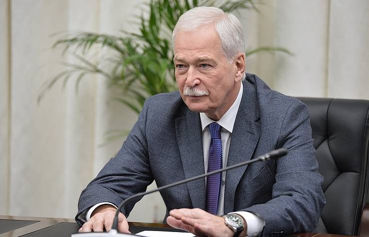 Gryzlov: lagen om särskild status i Donbass bör förlängas,