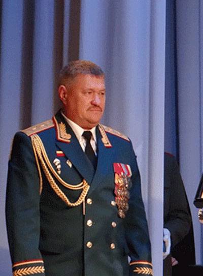 Versjon. Hvorfor en russisk General som var ved fronten i Syria?