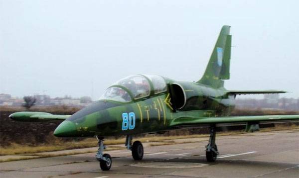 I Ukraina, krasjet militære fly