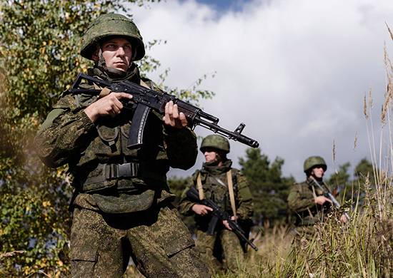De Verdeedegungsministère préift militärescher Ausbildung vun den Zaldoten am Wäiten Osten an an Abchasien