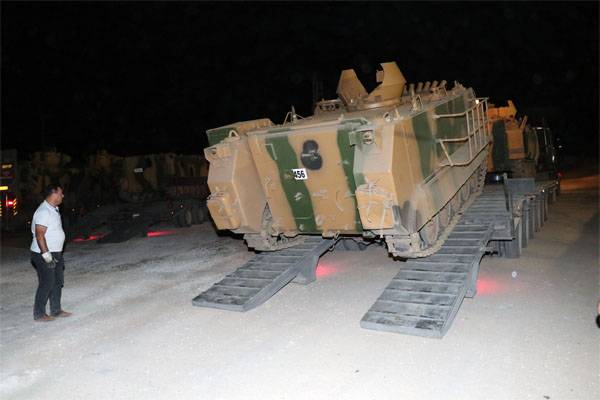 Tierkesch Truppen an Idlib