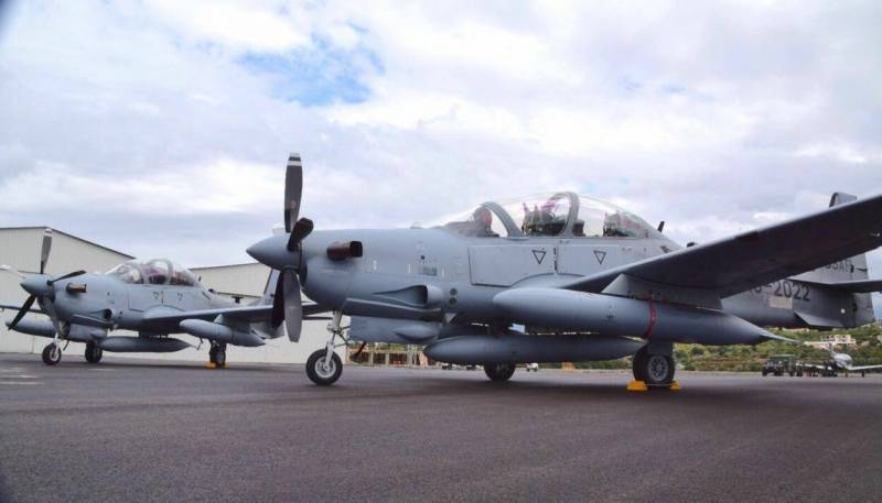 D ' Loftwaff vum Libanon kruten déi éischt Fligeren sinn Super Tucano