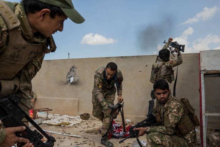 Iraqi tanks attacked the position of Kurds in Kirkuk