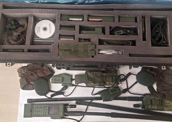 The troops of the CVO received more than thousands of digital radio stations
