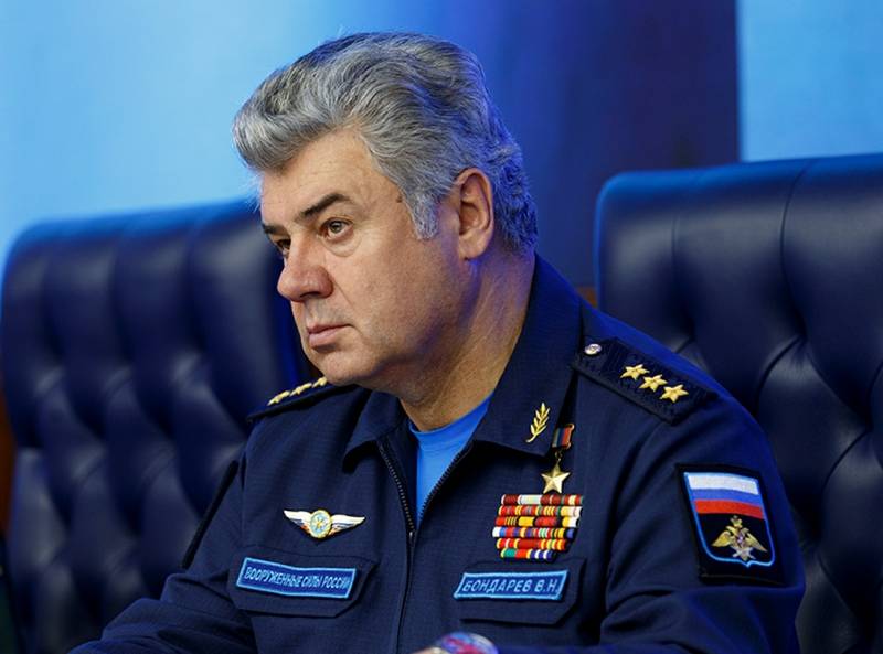 Bondarev: USA sichen no Méiglechkeeten vum Rückzugs fir de probéiert kämpfen a Syrien