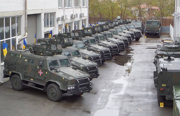 APU received the first batch of armored vehicles 