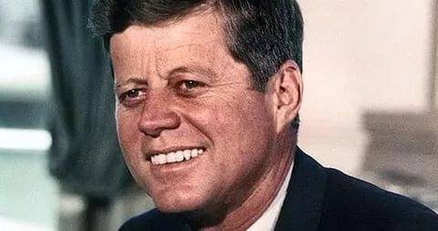 Hvordan AMERIKANSKE efterretningstjenester forsøger at skyde skylden for mordet på John.Kennedy på Sovjetunionen