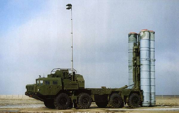 «Almaz-Antey» in Dubai präsentieren System s-400 und Komplex «Thor»