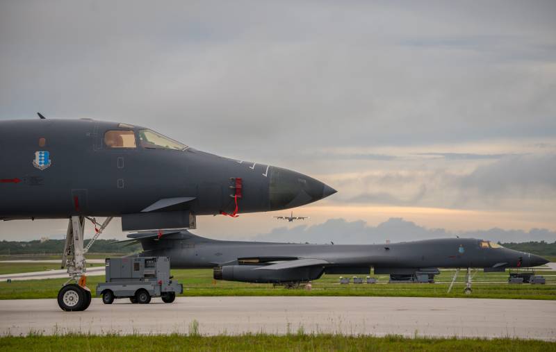 Des bombardiers stratégiques à Guam assureront la pression sur Pyongyang