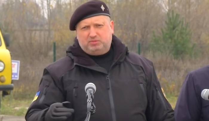 Turtschinow Schéissen geloss d 'Ukrainer fir d' Zesummenaarbecht mat Russland
