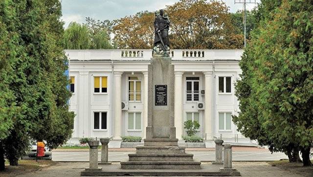 Zu Stettin huet d 'Demontage vum Monument fir d' Zaldote vun der rouder Arméi