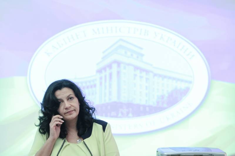 D 'Ukrain bied d' westlechen Partner, déi Hir Leeschtungen ze luewen