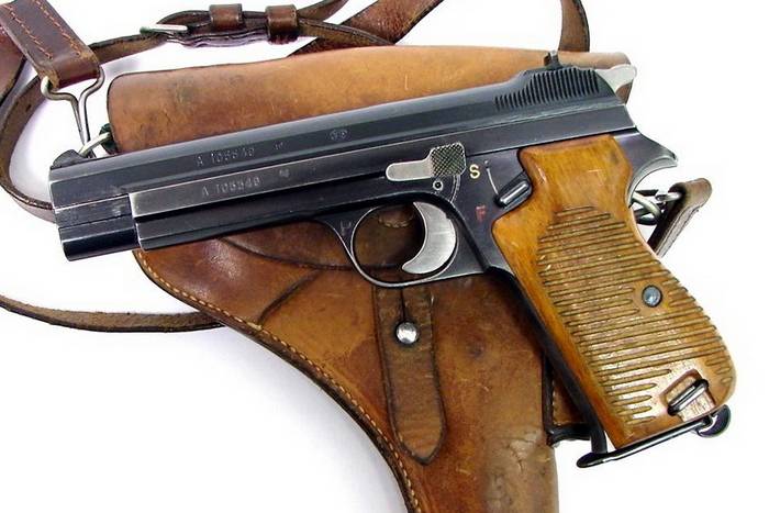 D 'Dänesch Arméi-Pistoulen schwankt fir d' éischt kéier zanter 70 Joer
