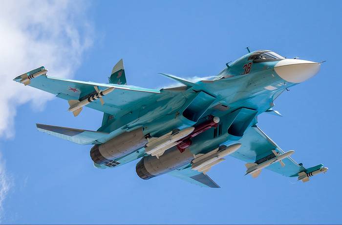 ВКС Ресей жаңа партиясын ұшақ Су-34