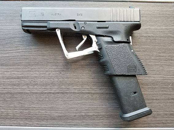 Folding pistol M3 Glock 19 og sin stamfar