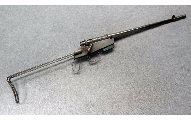 Gewehr iwwerliewen M4 Survival Rifle (USA)