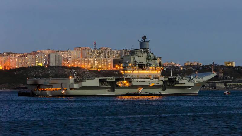 Russescher Marine Schëffer net méi gebraucht ginn