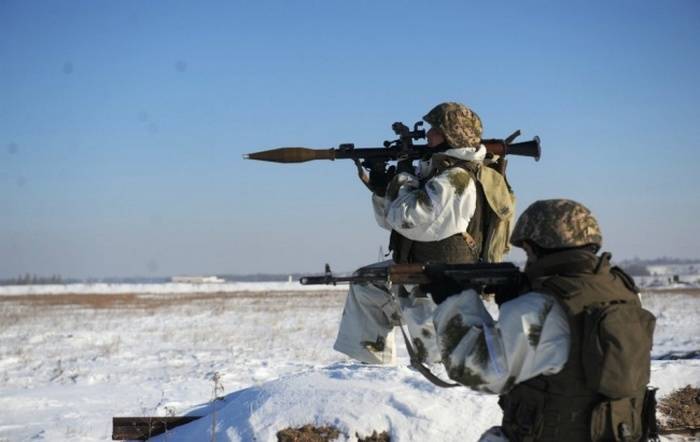 In the Volga I study the grenade to destroy the 