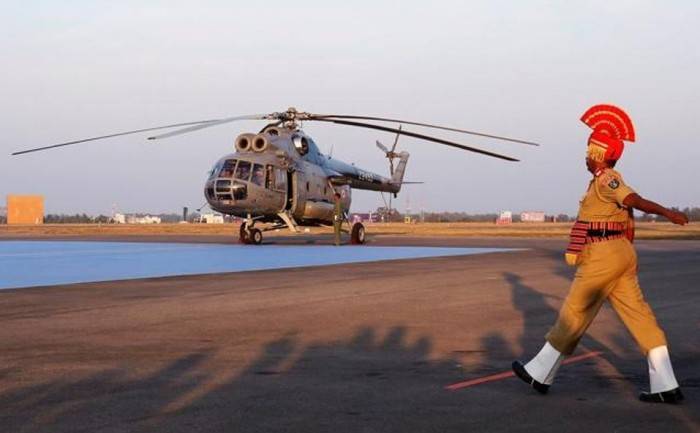 An Indien offiziell zréckgezunn Helikopter Mi-8T