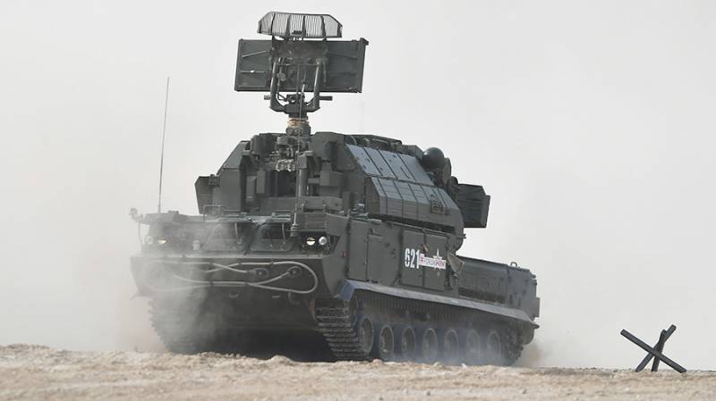De Verdeedegungsministère huet d 'Entscheedung iwwer d' Mauer vun der militärescher Luftverteidigung