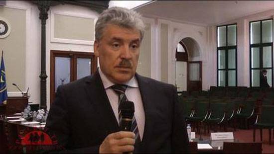 Jirinovski participe, Ziouganov - pas de...