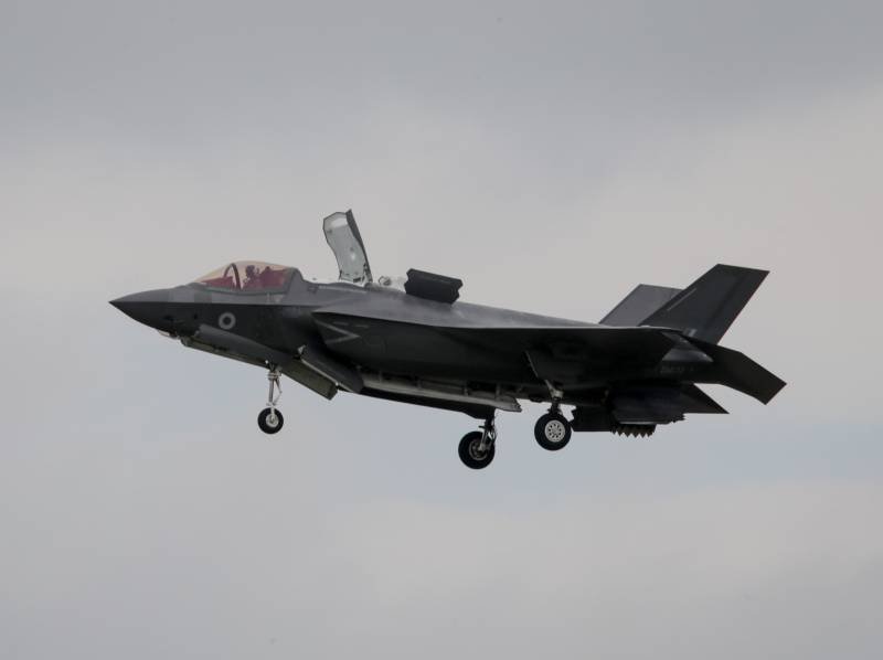 Japan for at købe F-35B til deres helikopter