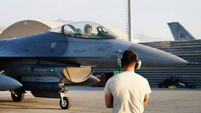 MO Lithuania: NATO aircraft over the week three times were accompanied by Russian planes over the Baltic sea