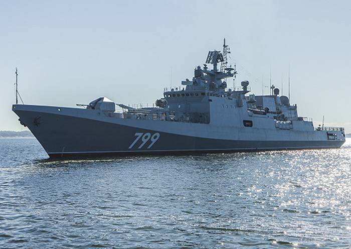 The patrol ship 