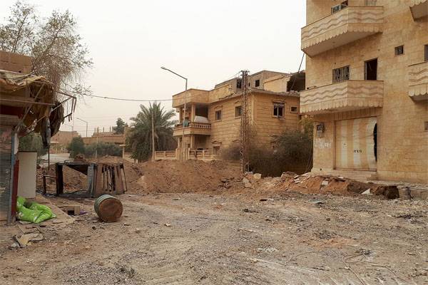 MÉDIAS: l'Armée de l'aviation des états-UNIS continue d'exporter des terroristes de la province de Deir ezzor