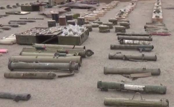 I Abu Kemal upptäckte igielski lager med anti-tank vapen