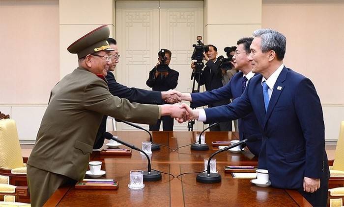 Pyongyang and Seoul restored the line of military emergency communications