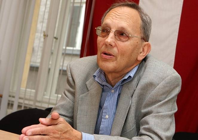 Den Deputéiert vum Sejm vu Lettland: Russesch - d ' international Sprooch vum Zionismus. D ' Reaktioun Vun Israel