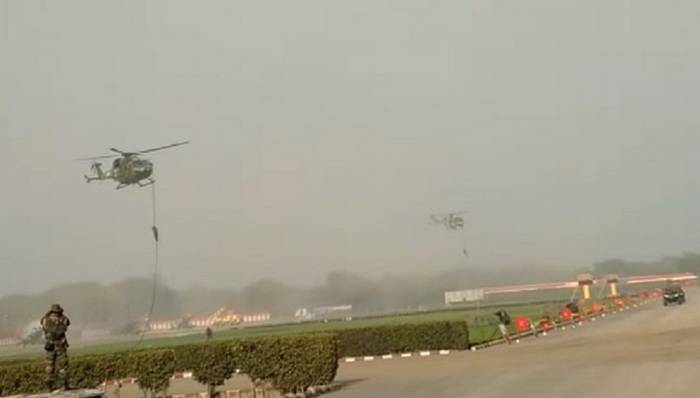 Three Indian soldiers were injured in the fall from the helicopter