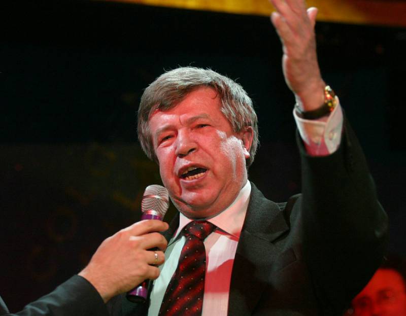 Et ass aus dem Liewen Viktor anpilow