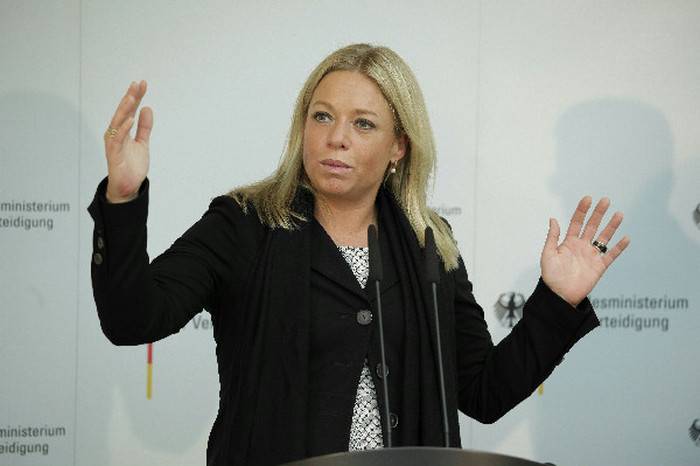 La tentative d'intimidation: le Ministre de la défense des pays-bas a commenté l'incident russes Tu-160