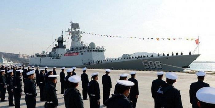 La nouvelle frégate adopté dans la MARINE de la Chine
