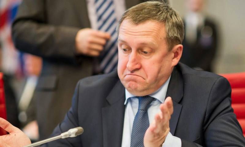 Deshchitsa huet gesot, firwat d ' Ukrain net de Krich erkläert Russland an 2014