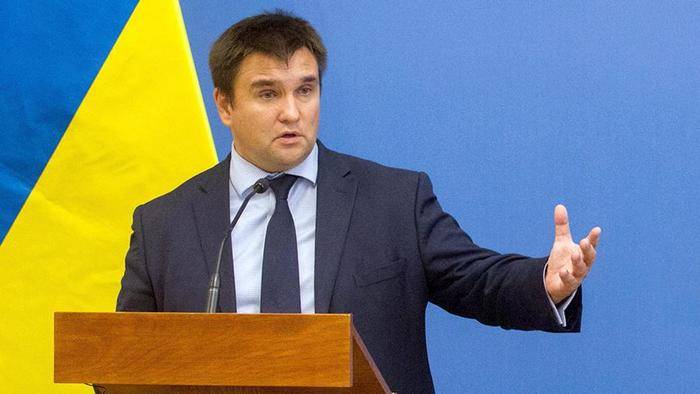 Клімкін звязаў з Расеяй спробу нападу на амбасаду Украіны ў Афінах