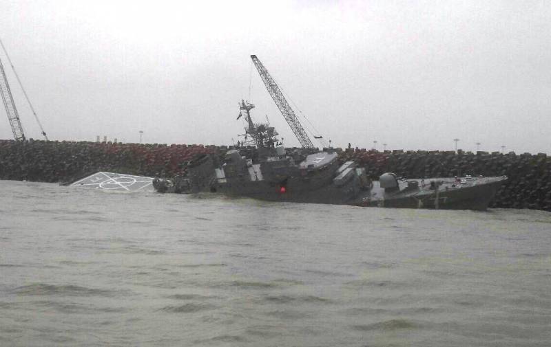 The Iranian Navy could lose a frigate Damavand