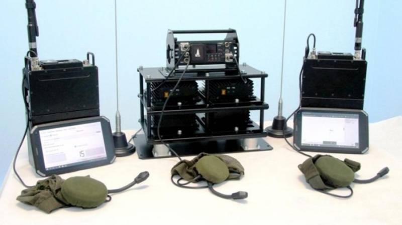 Расейскія вайскоўцы атрымаюць найноўшы комплекс сродкаў сувязі, навігацыі і радыё падаўлення