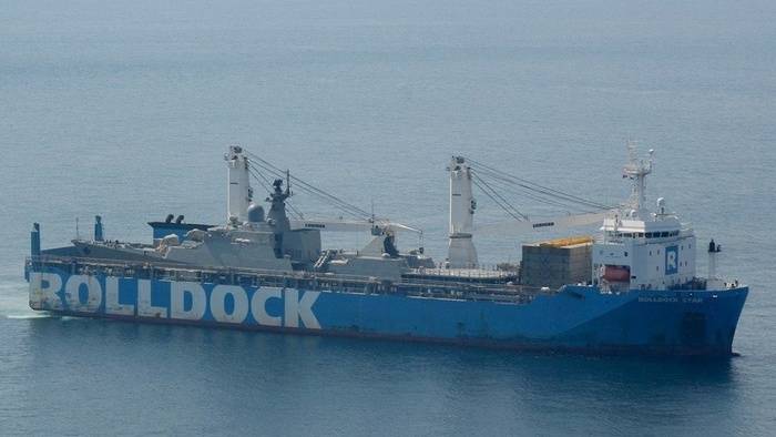 La quatrième frégate du type «le Guépard-3.9» transféré à la MARINE du Vietnam