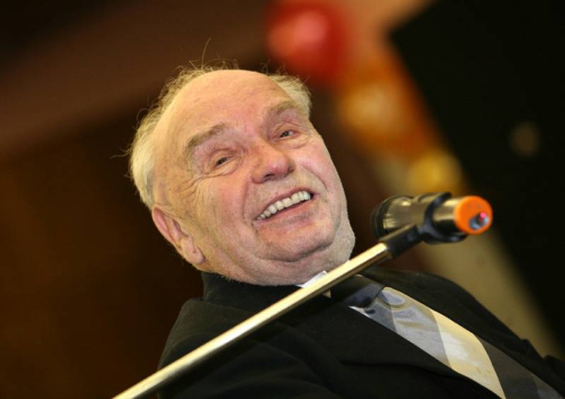 Vladimir shainskiy are a powerful symbol of the Soviet era