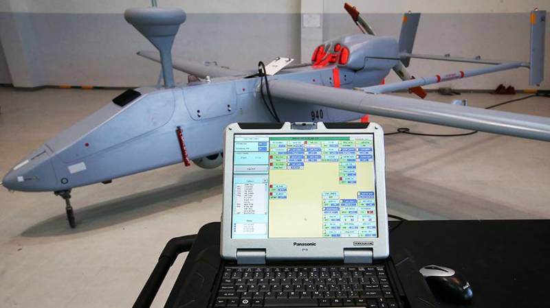 UAV 