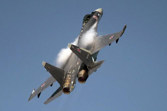 Indonesia looked forward in August to receive from Russia the first su-35