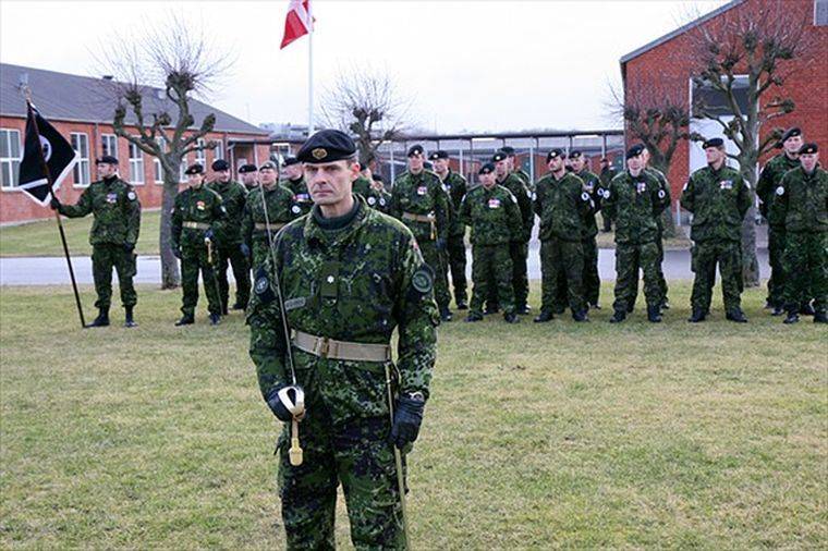 I Danmark har godkendt en plan om at øge militærudgifterne