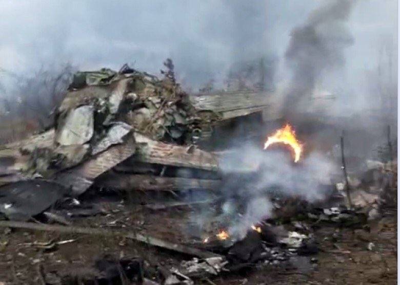 Krasj av et militært fly Y-8 i Kina